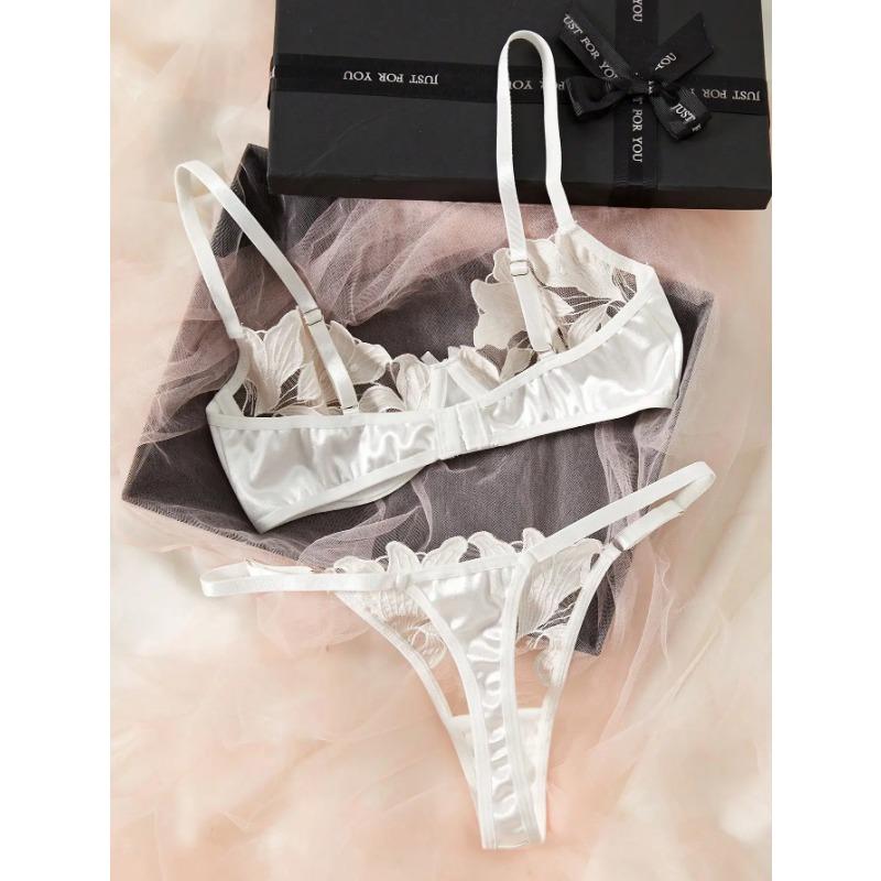 Transparent Floral Two Pieces Exquisite Lace Lingerie Set Ultrathin Bra Briefs Set Solid Exotic Lingerie For Ladies 2024