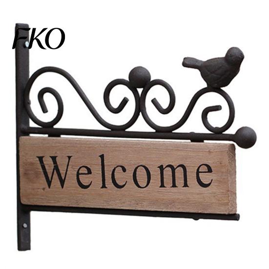 Country Style Welcome Plaque Mini Bird Sign, Retro Carved Wooden Panel with Iron Frame Wall Art Mounting Sign for Outdoor Porch Courtyard Gates