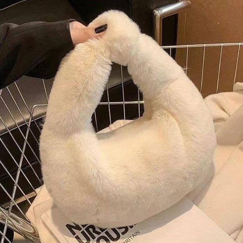 

Женская маленькая сумка-полумесяц, роскошные теплые плюшевые сумки на запястье для женщин, модный меховой клатч с короткой ручкой, милые дамские кошельки для монет покинуть белый