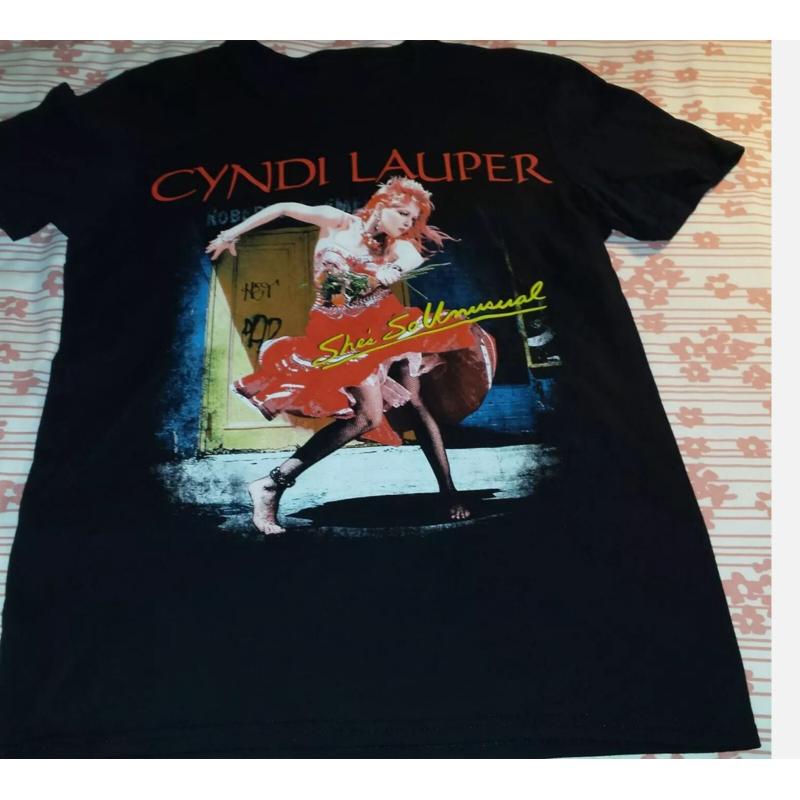 Maglietta Vintage Cyndi Lauper She's So Unusual Taglia dalla S alla 345XL