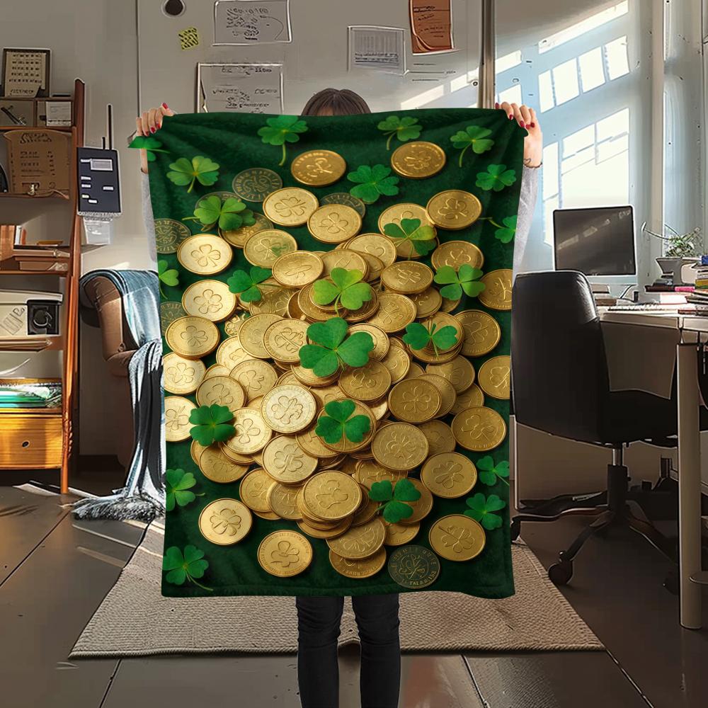 St.Patrick's Day Green clover Print Flannel Blanket,High quality Comfortable for All Seasons,Home Decor,Warmth and Comfort,Perfect for Christmas Gifts