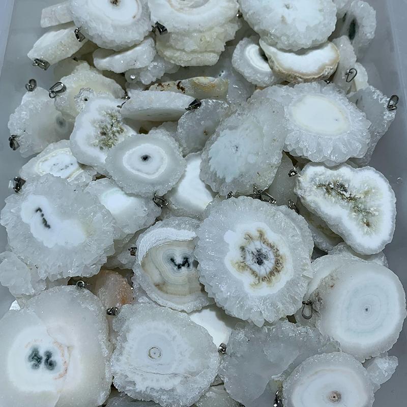 Healing Energy Irregular Raw Agates Druzy Stones Crystal Agates Slice Pendants Craft for Decoration