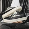 Neuer Nischen-High-Street-Flachschuh im RO-Stil, neues Leder, dunkel Schwarz und Weiß, High-Street-Low-Top-Nischenschuhe X