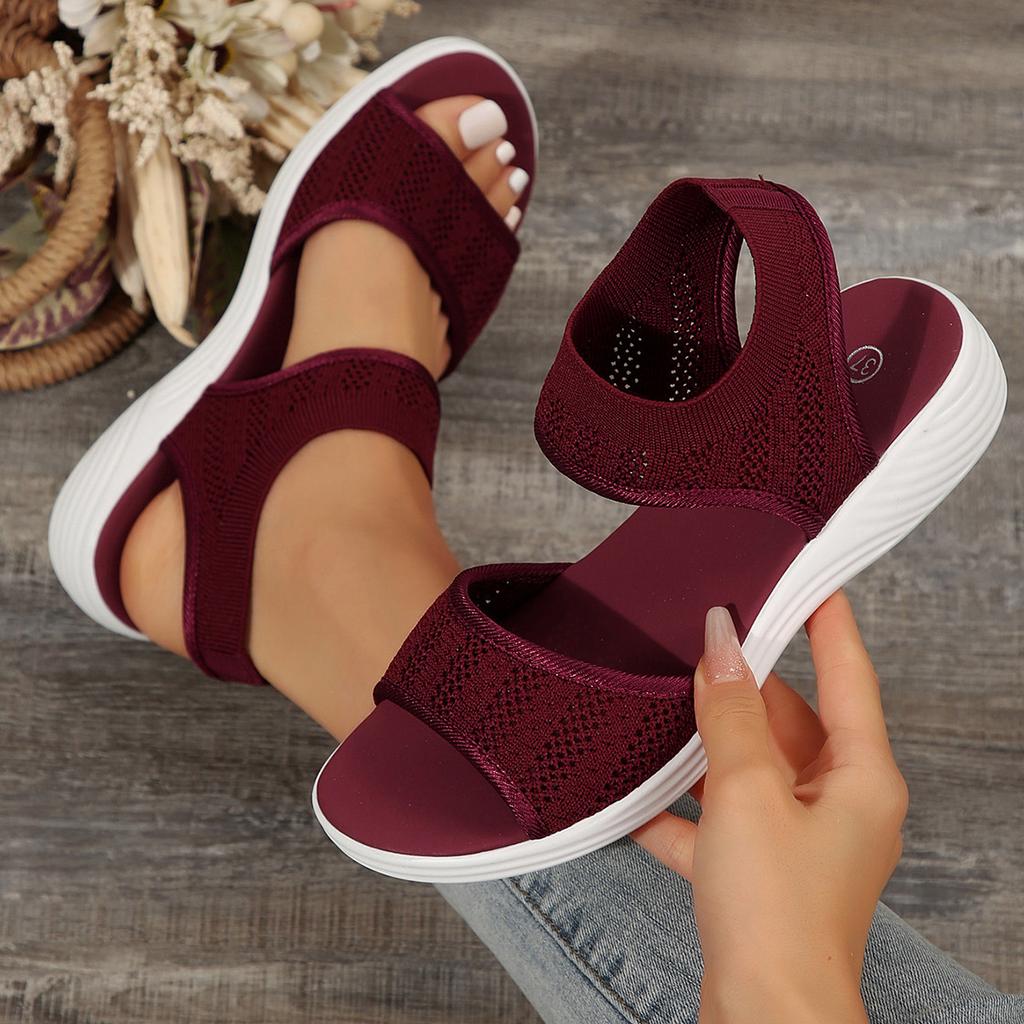 Summer new platform sandals fly-woven breathable casual sandals foot cover foreign trade large size spot women's beach sandals