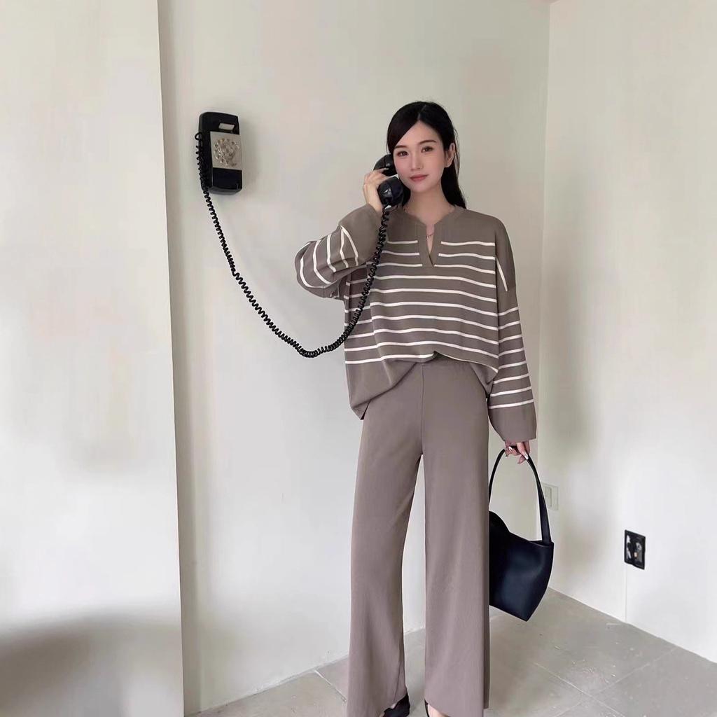 Fashion suit women's Korean version loose striped knitted top two-piece set casual high waist pendant knitted wide-leg pants