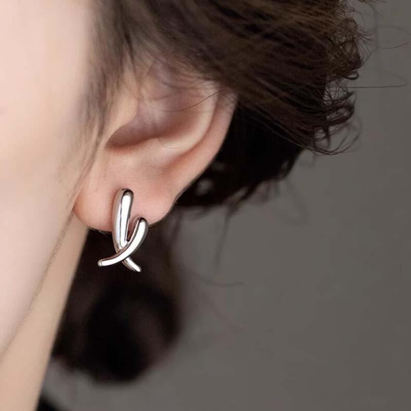 Korean Fashion Cross Irregular Metal Stud Earrings for Women Girls Simple Temperament Party Jewelry Accessories