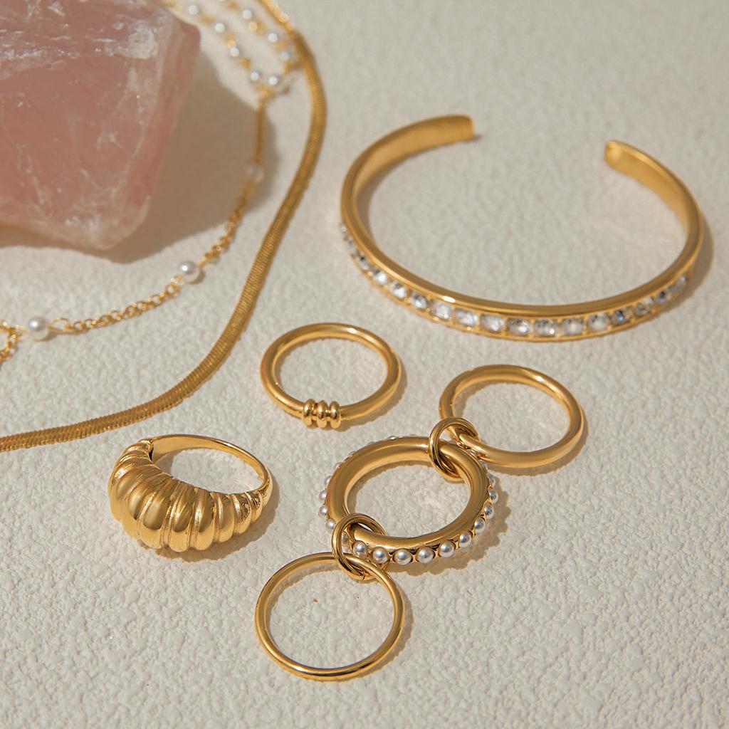 European and American titanium steel finger pearl bracelet ring titanium steel non-fading diamond-encrusted bracelet