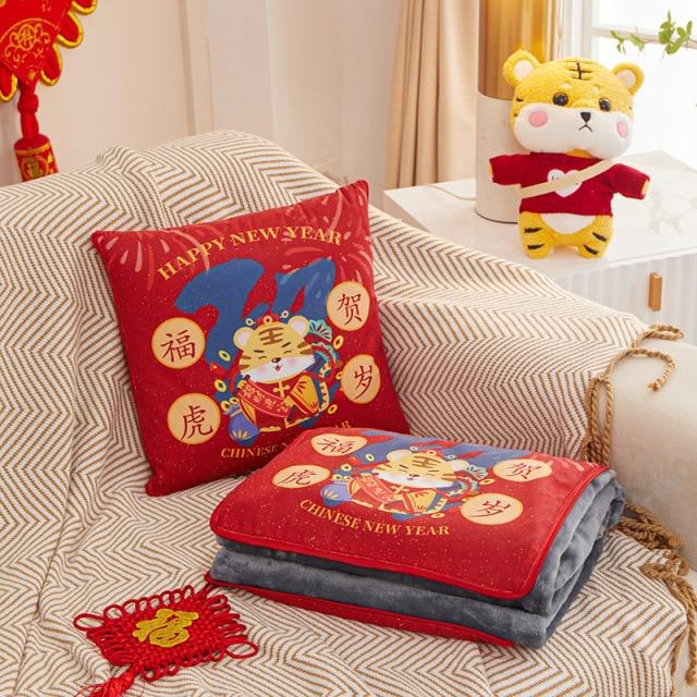 2 In 1 Chinese Style Warm Blanket Pillow Cushion Office Lunch Blanket Warm Flannel Animal Pillow Car Blanket Bedding