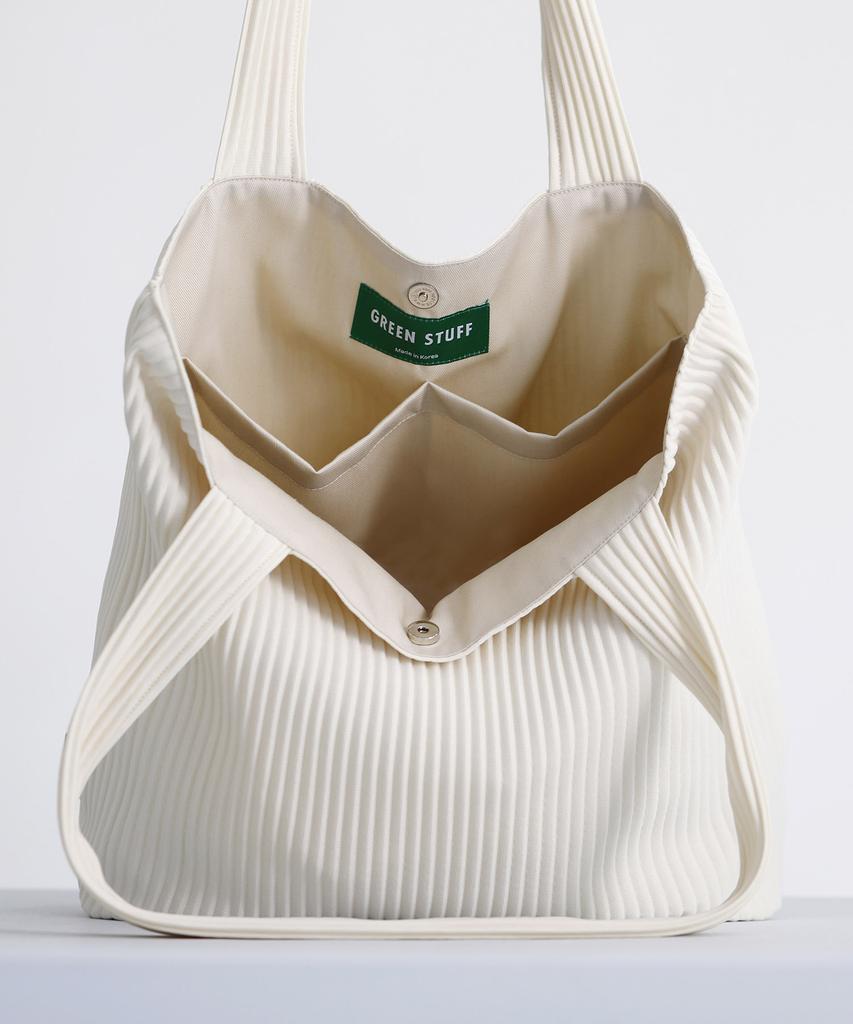 Green Stuff Unpretentious Yet Modern Shopper Bag 67 Pleated Fringes - Ivory