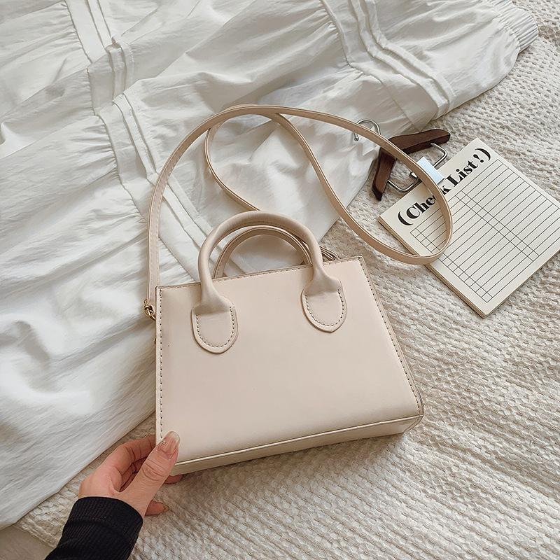 New Small Bag Women's 2025 Spring New Fashion Messenger Bag Fashion Texture Shoulder Handbag