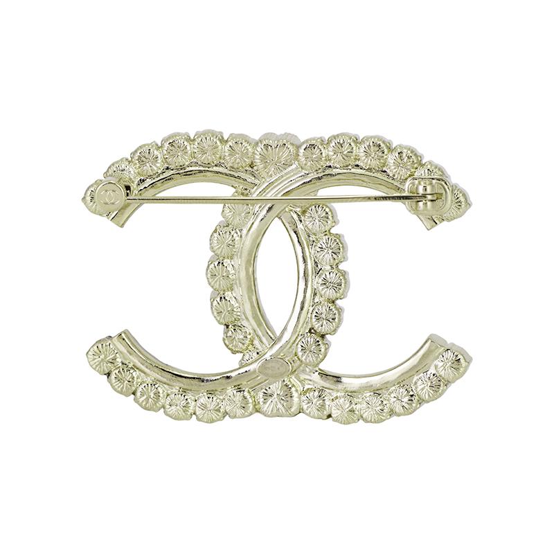 Chanel 23K New Embossed Round Diamond Pearl Splicing Double C Metal Brooch Women brooch Gold ABC067-B14653-NS564