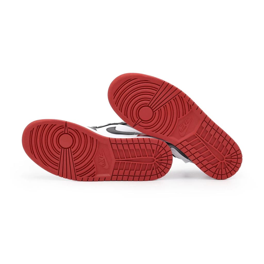 553558-161 Nike Air Jordan 1 Low Bred Toe (Men's)