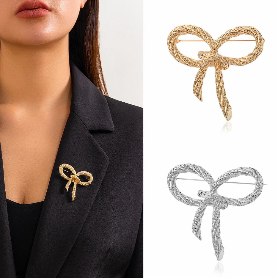 Punk Gold Color Snake Brooches for Women Men Lady Luxury Metal Animal Brooch Pins Party Casual Fashion Jewelry Accessories Gifts