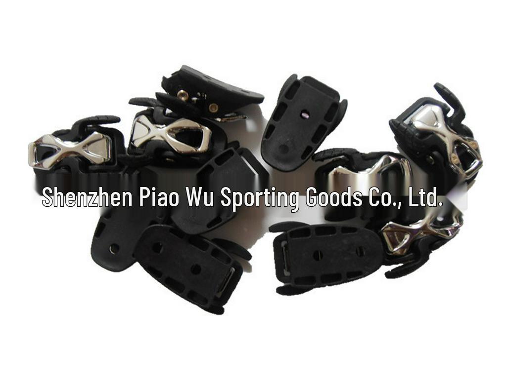 

Speed and Ice Hockey Skates with Quick-Release Micro-Adjustment Strap and Spider Buckle