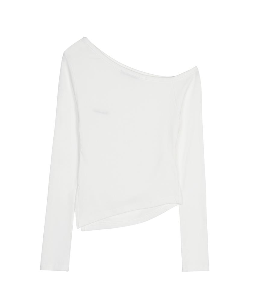 NICK&NICOLE Diagonal Off Shoulder Top_Ivory