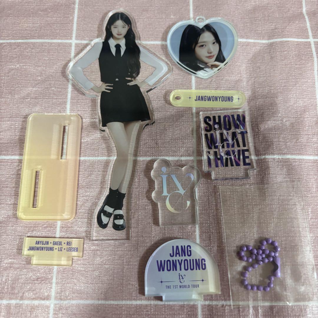

[Б/У] IVE Wonyoung SHOW WHAT I HAVE Акриловый стенд Сеул