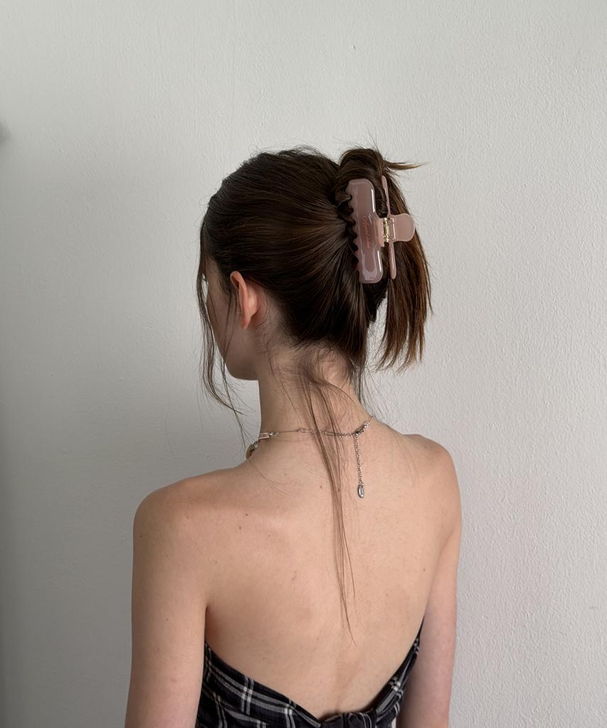 Apparel Archive Amelly Hair Clip - Pink