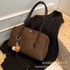 This Year's Popular Bag Women's Large-capacity 2025 New Autumn and Winter Retro Matte Shoulder Bag Commuter Pillow Bag