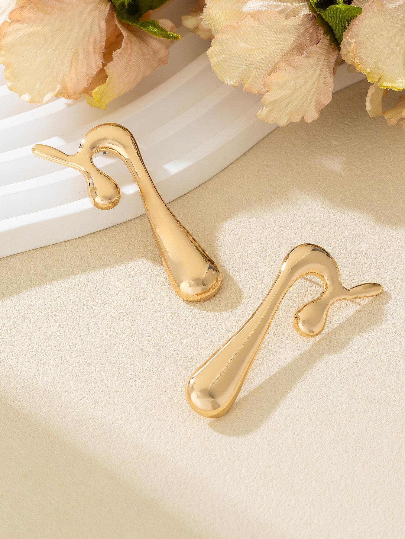 Geometric Minimalist Irregular Water Drop Stud Earrings for Women золотой