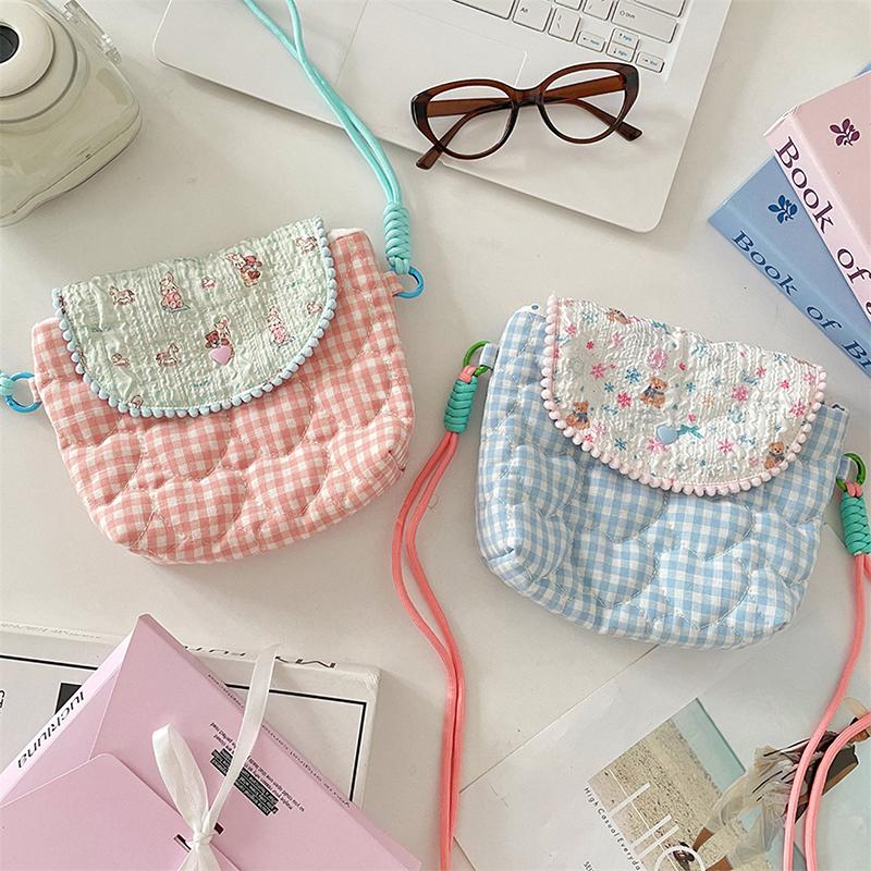 1 Pcs Cute Crossbody Shoulder Bag Camera Bag Portable Small Travel Cosmetic Storage Bag Portable Bag Gift