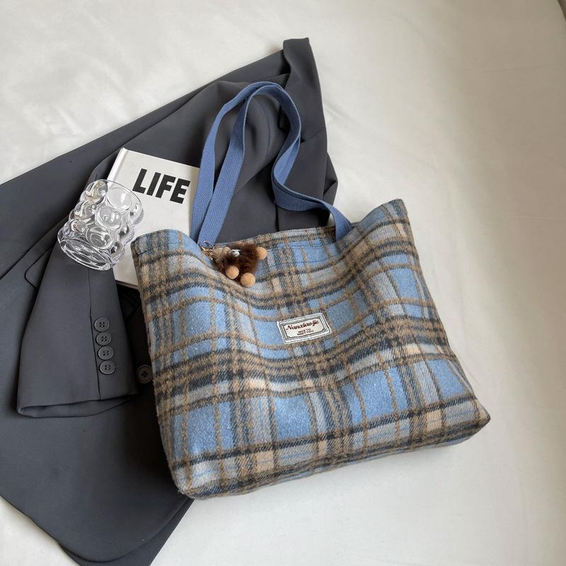 

Большая вместительная сумка в клетку для поездок на работу, новая осенне-зимняя шерстяная сумка в клетку через плечо, универсальная сумка-тоут высокого класса