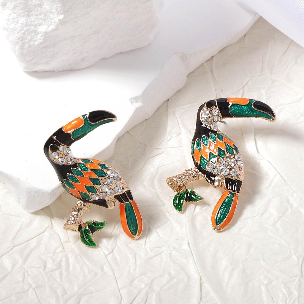 Personality Funny Dripping Alloy Parrot Earrings Enamel Inlaid with Zircon Creative Fashion Simple Design