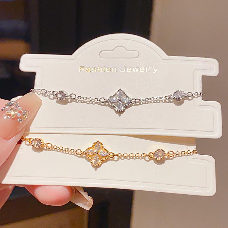 18K Gold-Plated Zircon Flower Oval Bracelet: Versatile, Exquisite, High-End Jewelry for Women