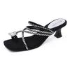 Nischen-High-Heel-Strass-Coole-Slipper, Damen-Schuhe mit dickem Absatz, 2025 neue Sommer-Temperamentslipper zum Rock
