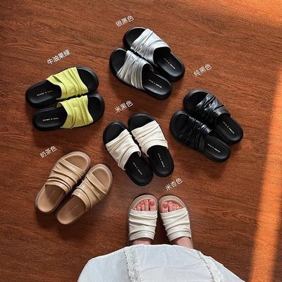 French Flat-bottomed Cool Slippers Women's Summer Wear 2025 New with Skirt One-word Drag High-end Beach Roman Sandals