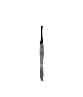 Tweezers