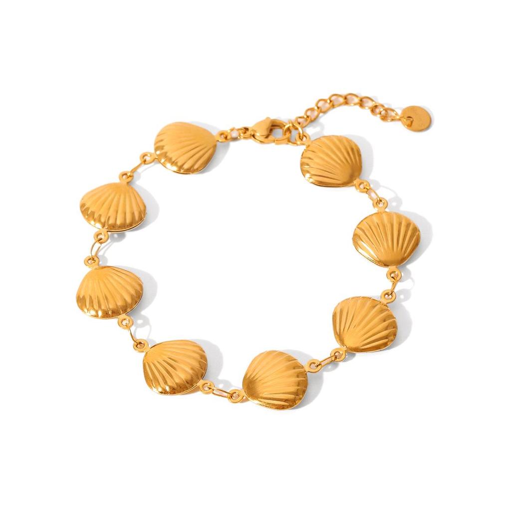 Ocean-Inspired 18k Gold Plated Starfish & Seashell Jewelry Set (Stud Earrings & Conch Pendant Necklace)