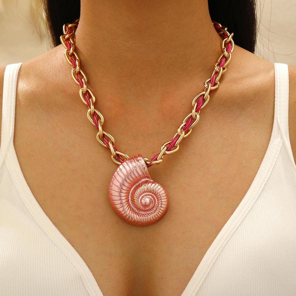 Bohemian Beach Style Conch Earrings & Necklace Set - Exaggerated Holiday Fashion Jewelry for Women