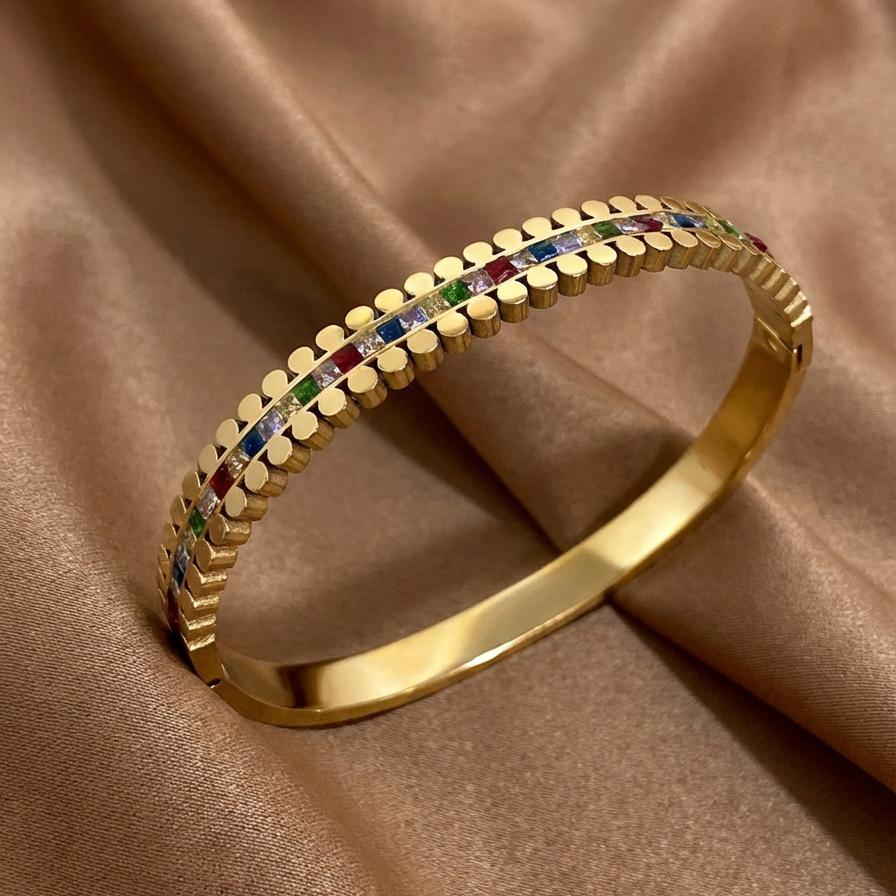 Elegant Inlaid Colorful Column Bracelet, Fashionable and Sophisticated Women's Open Hand Jewelry