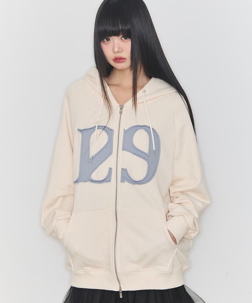 Illigo 129 Logo Patch Zip-Up Hoodie Cream