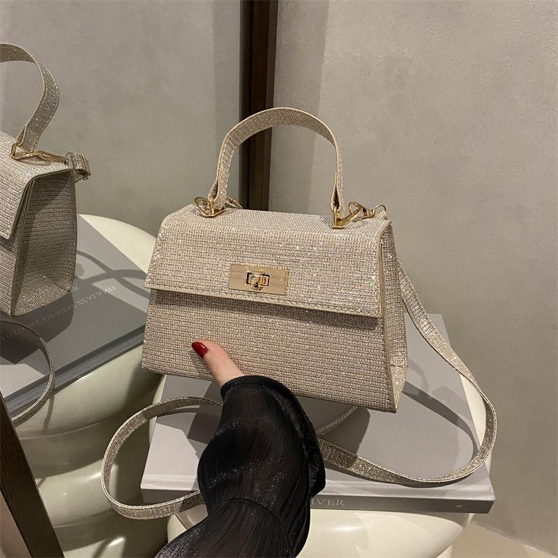 High Texture Handbag Women's 2025 New Trendy Fashion Versatile Shoulder Messenger Bag Retro Small Square Bag