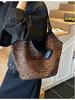 2024 Women's Versatile Leopard Print Large Capacity Crossbody Commuter Shoulder Bag