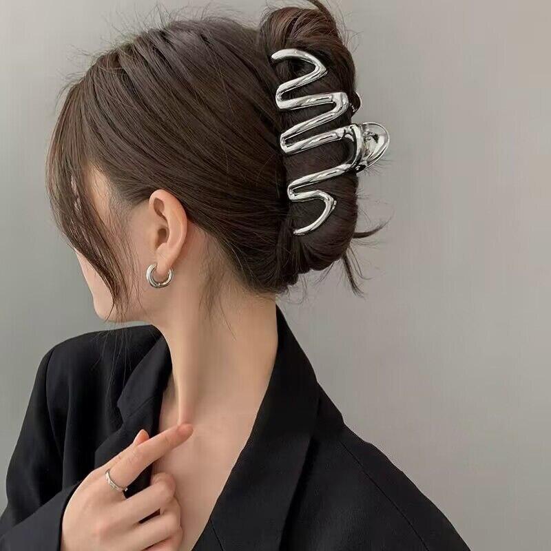 Vintage Large Metal Hairpins Clips Fashion Geometric Hollow Out Hair Claws For Women Headwear Girls Party Hair Jewelry Gift