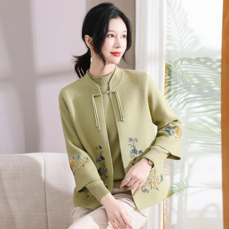 

Весенне-осенняя одежда для свадебной вечеринки для женщин среднего и пожилого возраста, одежда для мамы осень, вязаный костюм из двух частей: свитер и куртка 3XL зелёный