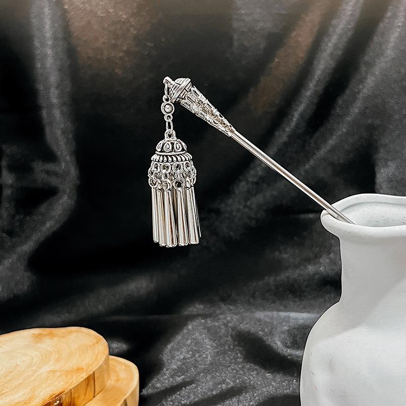 New Chinese Style National Tide Hairpin Minority Wind Hanfu Court Shaking Turquoise Hollow Flowers Tassel Hairpin