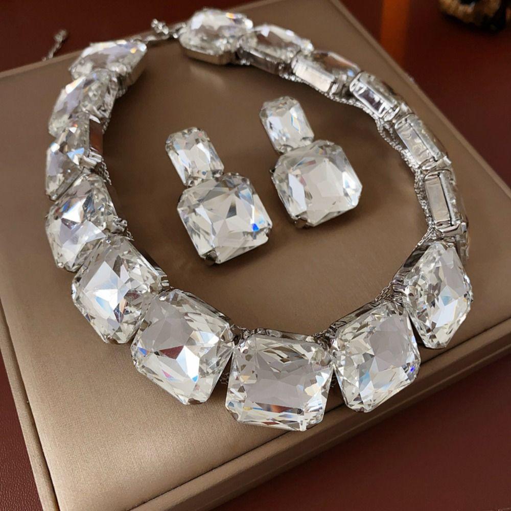 

Korean Style Square Crystal Jewelry Set Headchain Sparkling Necklace Gift