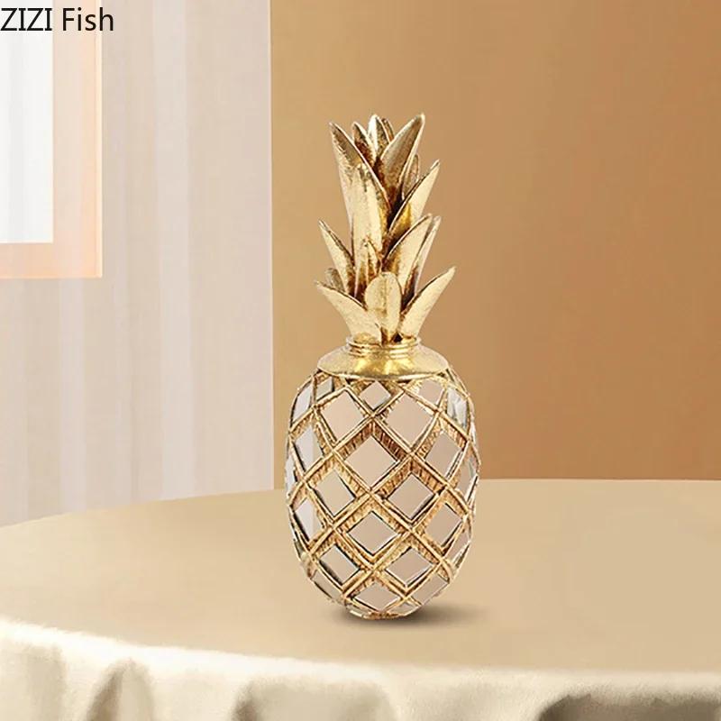 Golden-plated Pineapple Ornaments Creative Fruits Statue Desk Decoration Resin Crafts Pineapple Sculpture Room Aesthetic Decor