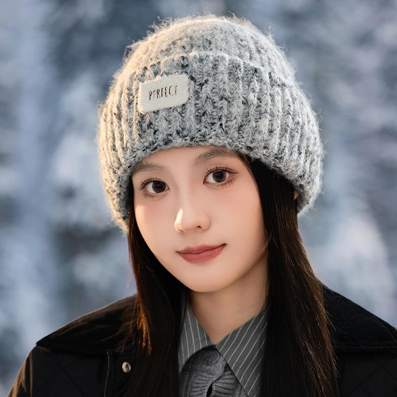 Fashion Candy Color Thickened Wool Hat Women's Autumn and Winter Windproof Warm Ear Protection Hat Casual Stacking Hat