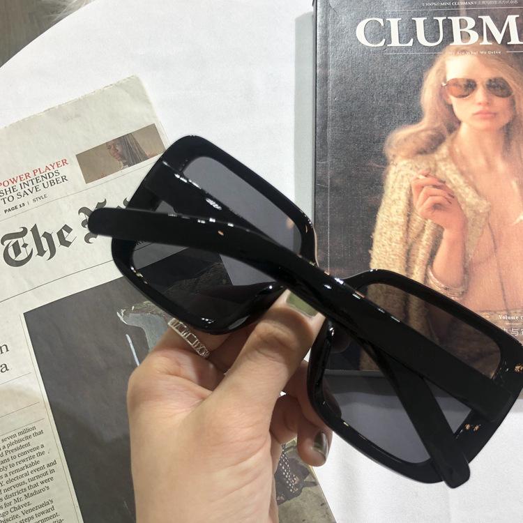 Large Square Sunglasses, Fashionable Retro Rough-Edged Sunglasses, Trendy And Thin Sunglasses.