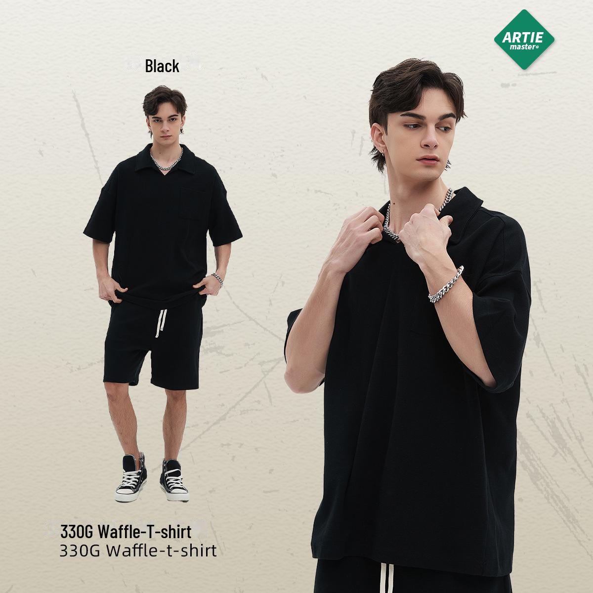 

Мужское поло большого размера с коротким рукавом из вафельной вязки — тренд уличного стиля 2025 года Extra Large