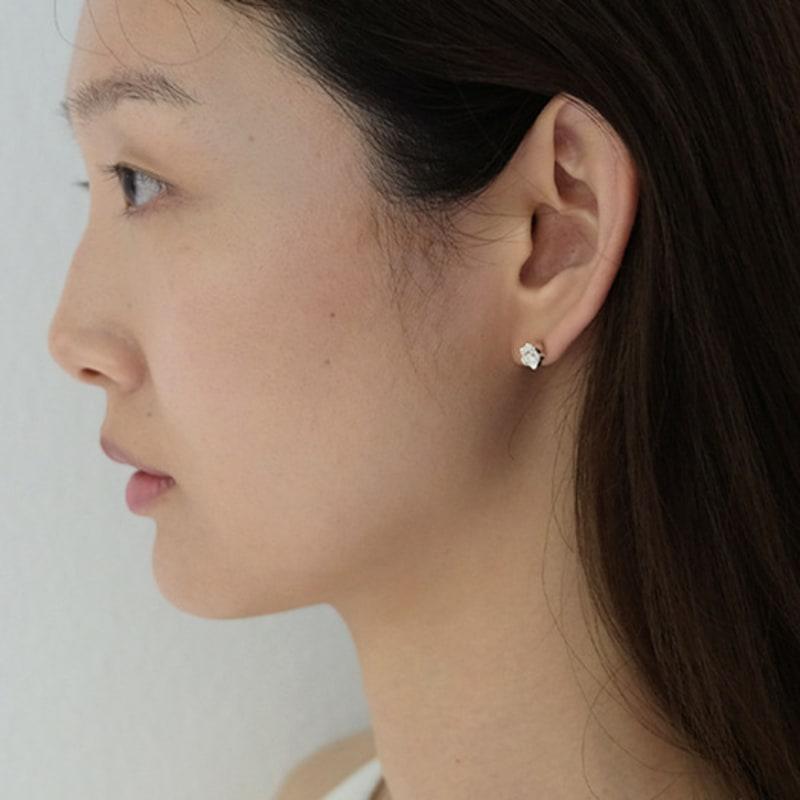 Pinaf Popcorn Flower S Earring