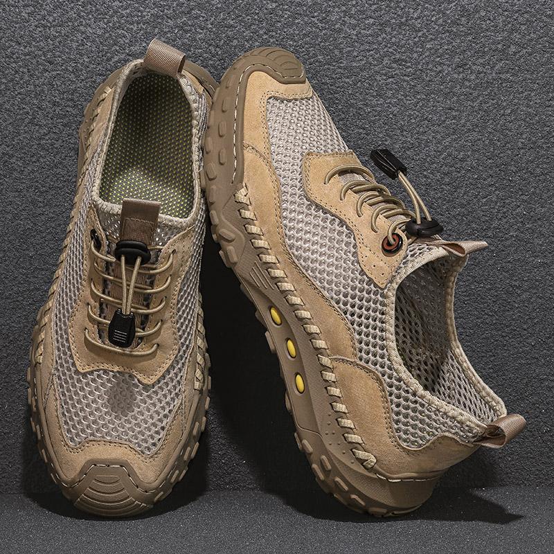 Fashion Breathable Walking Shoes for Men Outdoor Casual Sneakers Hollow Out Male Mesh Shoes Non-Slip Quick Dry Wading Aqua Shoes Sandals