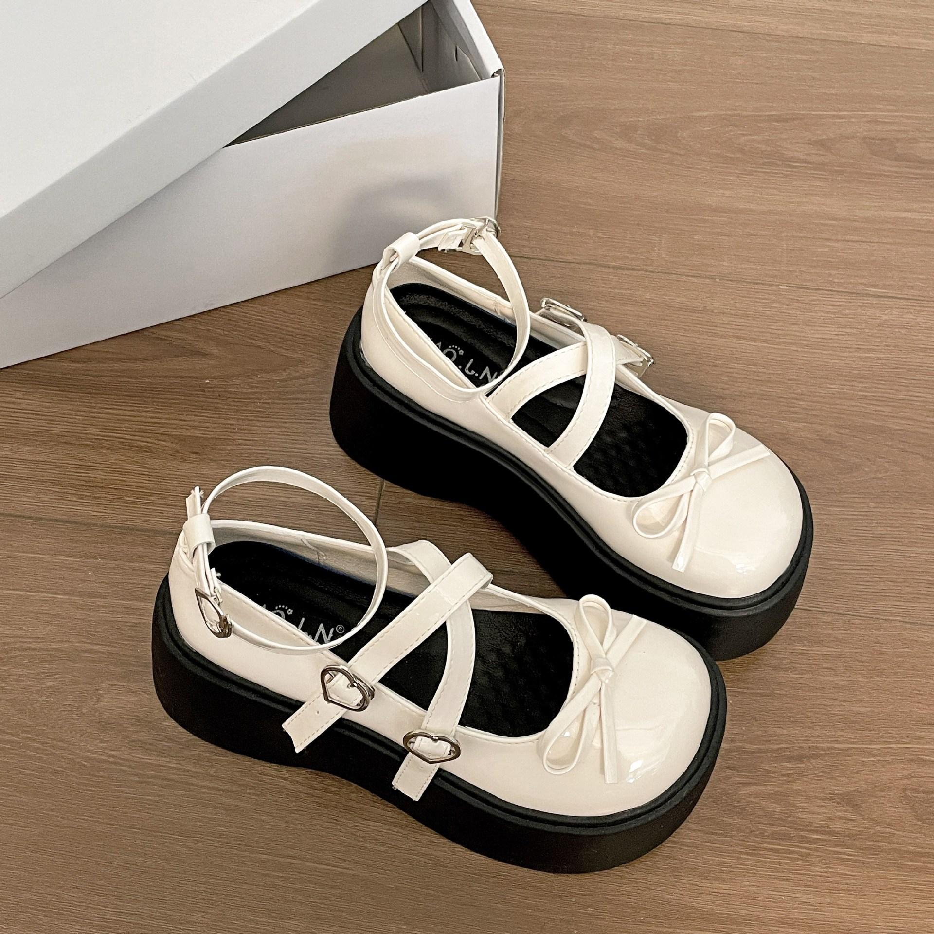 

Black French heightened platform small leather shoes women s 2025 new summer versatile skirt soft-soled Mary Jane single shoes 39 белый