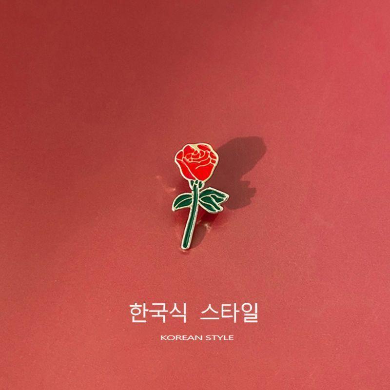 

Rose Liu Yaowen same brooch, high-end temperament, personalized and creative ins trendy clothes, decorative accessories, women and men