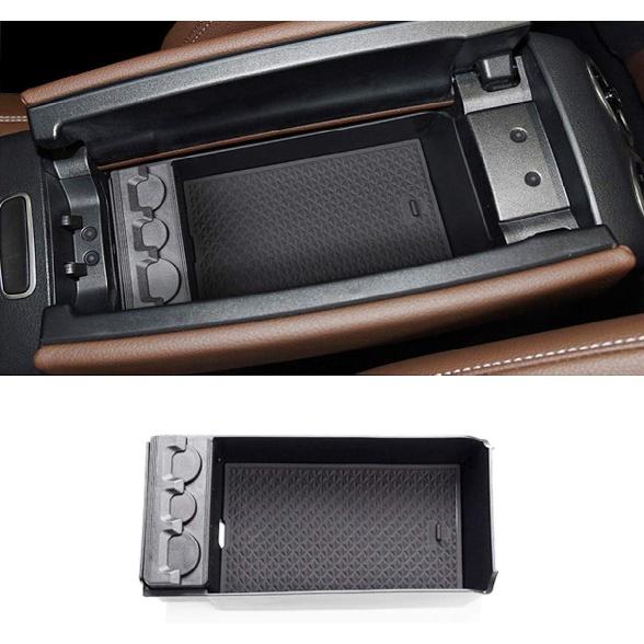 

Лоток для хранения приборной панели TTCR-II подходит для Mercedes Benz A Level 2019-2024 B Level CLA GLB 2020-2024 GLA 2021-2024 EQA EQB 2022-2024, центральный подлокотник