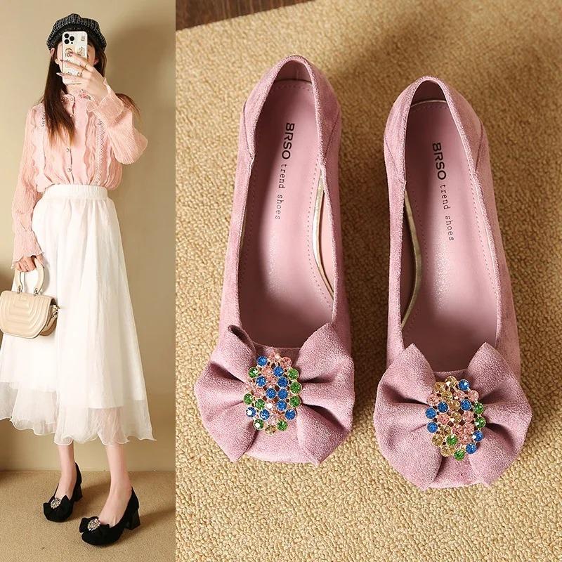 

2025Туфли Весна и Осень Новый стиль модный квадратный каблук одинарные туфли Сладкий бант Яркий бриллиант вечерние женские туфли 34 фиолетовый